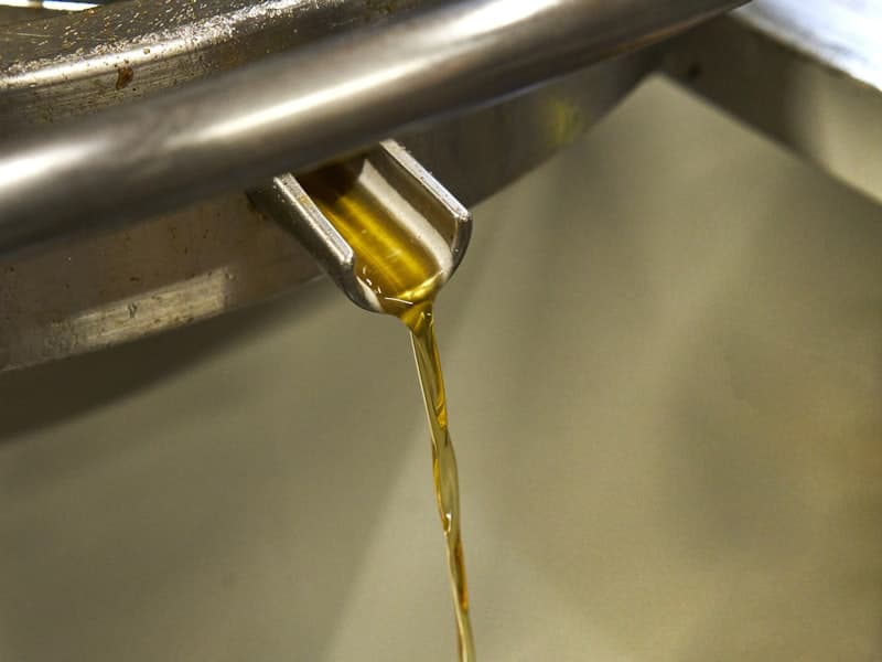 Soybean Oil — Crude and RBD soybean oil, flexitank or drums